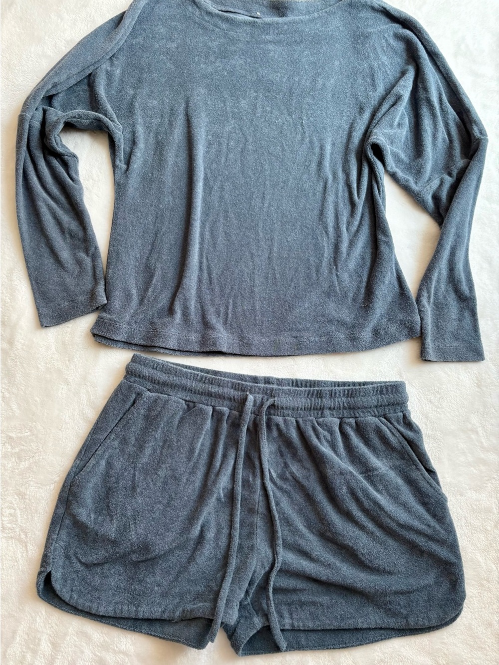 Women's Cozy Long-Sleeve Top & Shorts Loungewear Set - Gray/Blue